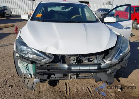 2017 Nissan Sentra S z USA, uszkodzony, nr VIN 3N1AB7AP7HY407692